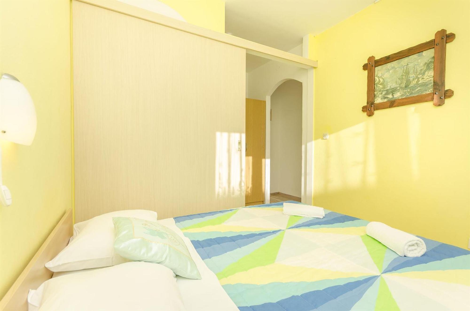 Apartments Rajka Водице Экстерьер фото
