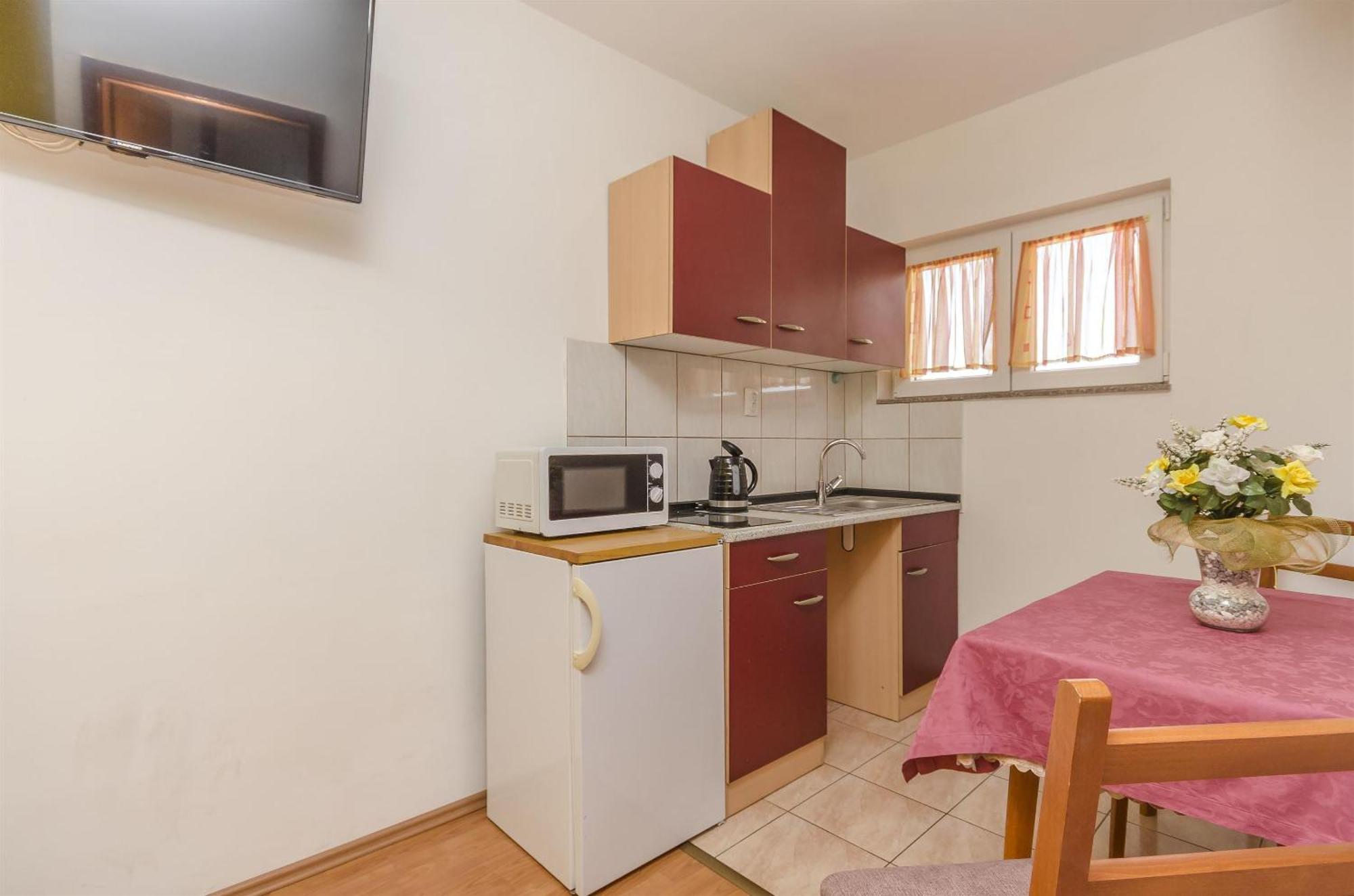 Apartments Rajka Водице Экстерьер фото